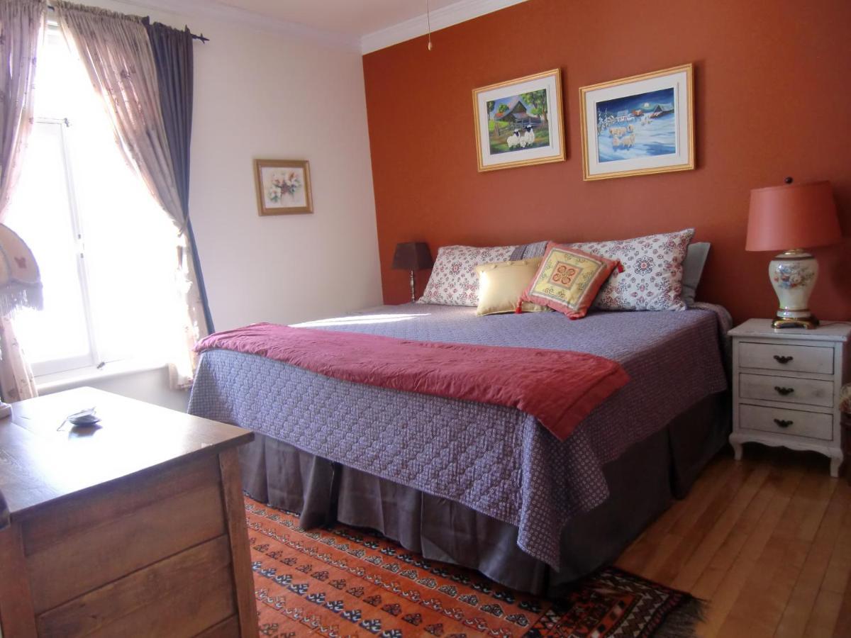 Auberge De Lotbiniere Bed and Breakfast Buitenkant foto